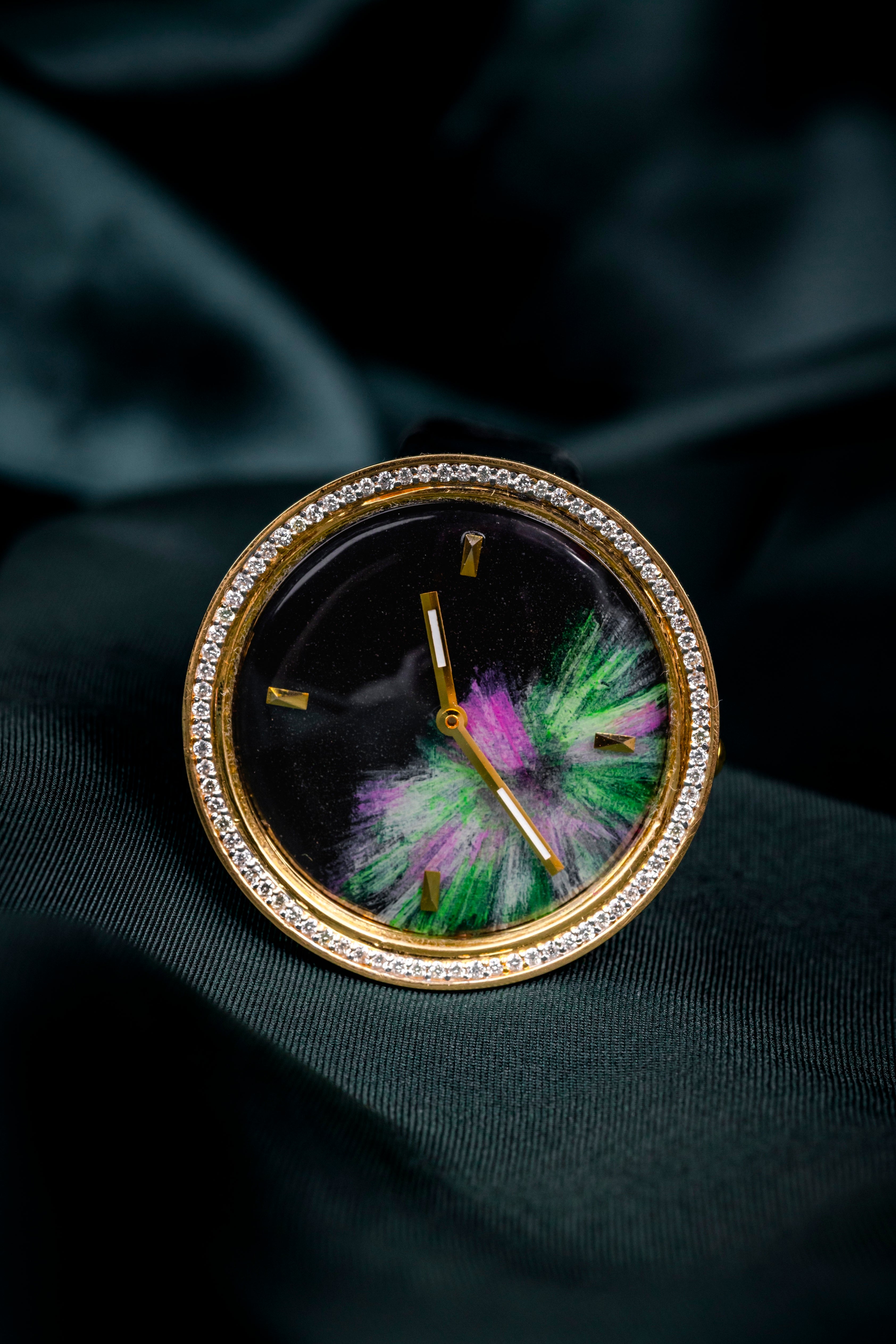 Luminar watch