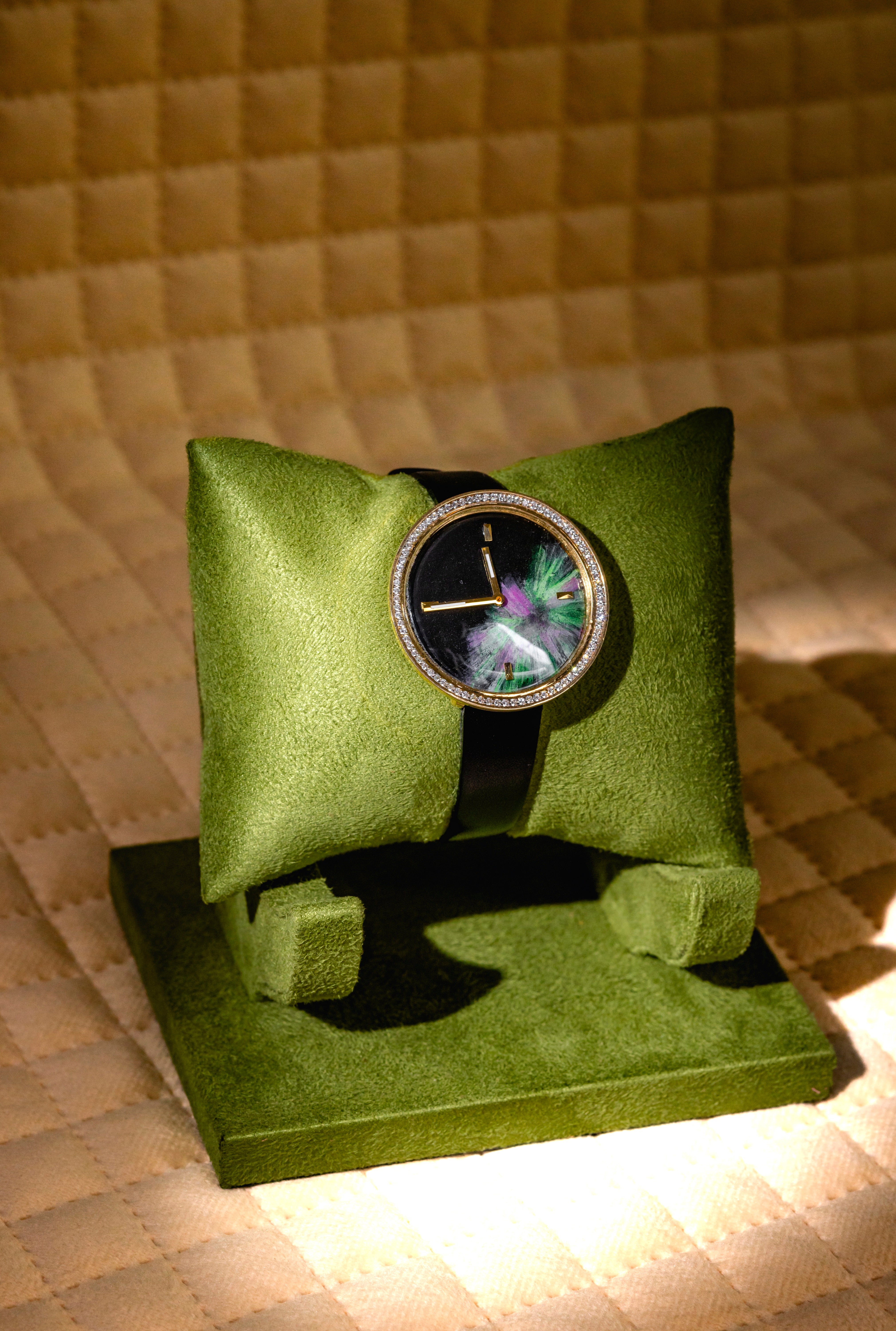 Luminar watch